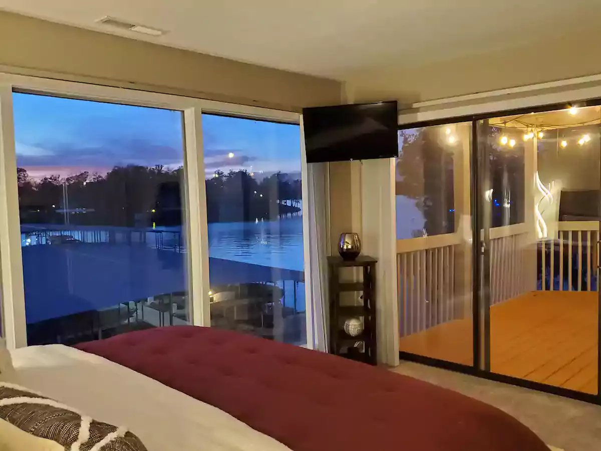 Lake of the Ozarks vacation rental home master bedroom