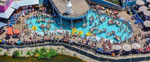 Backwater Jacks pool and swim-up bar at Lake of the Ozarks