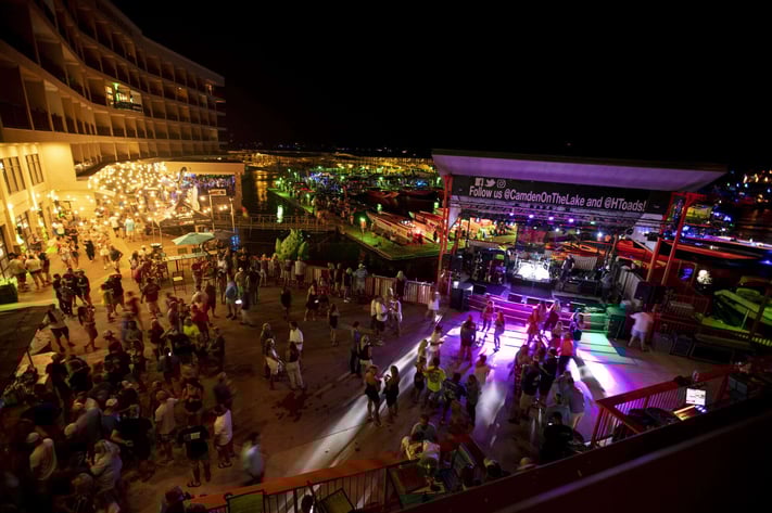 H Toads Camden Stage Lake of the Ozarks
